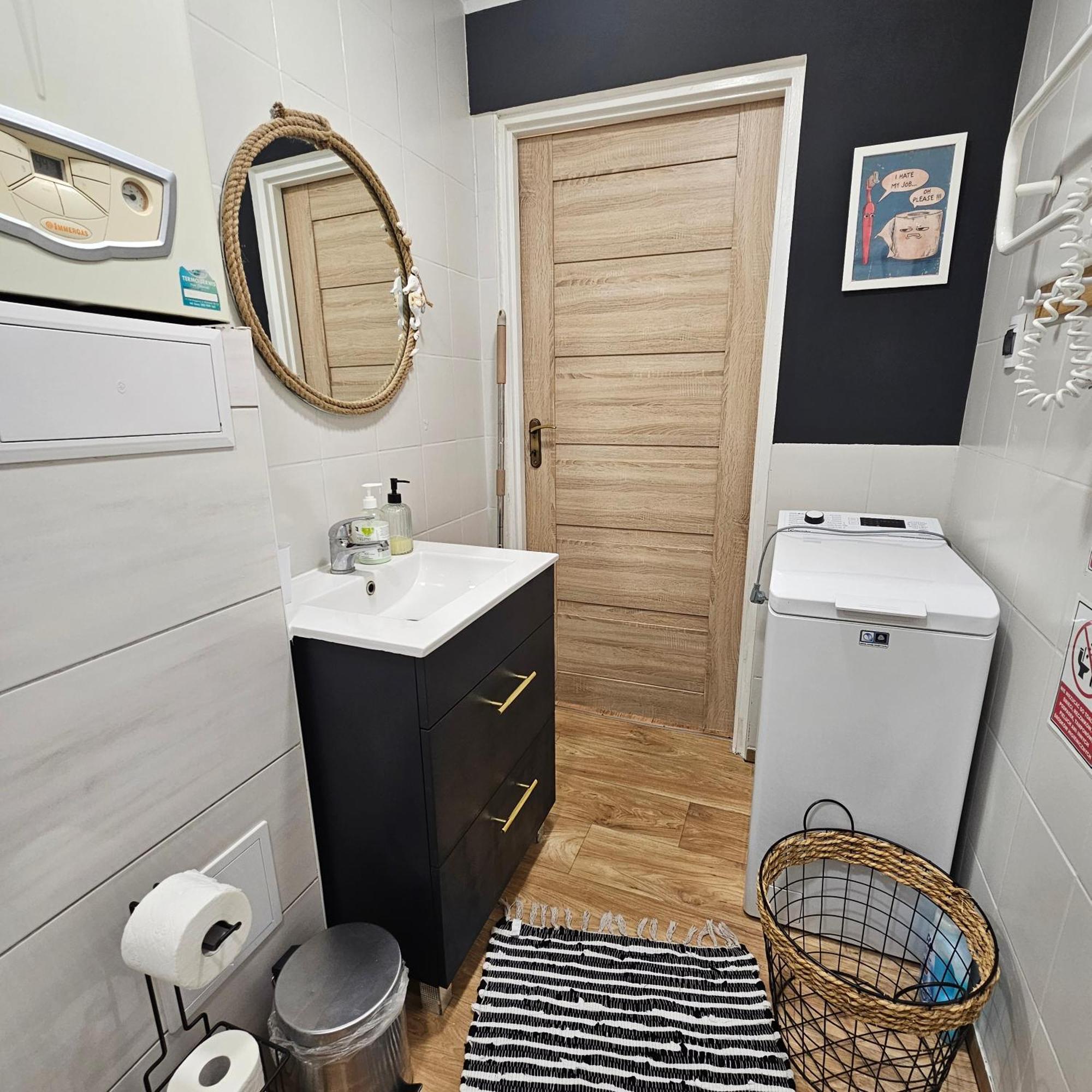 Apartament "Przy Jeziorku" Kętrzyn Buitenkant foto